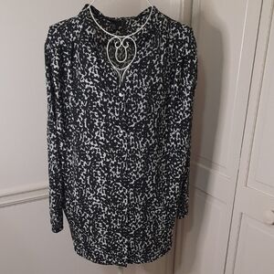 H&M Monochrome Patterned Blouse